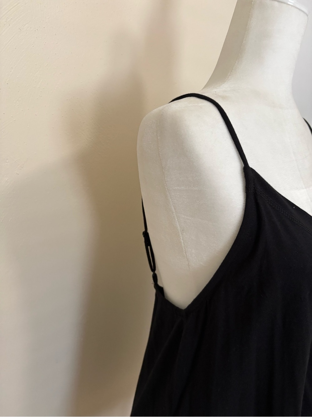 Culture Code Black Adjustable Spaghetti Strap Ruffle-Hem Women's Top - Picture 3 of 10